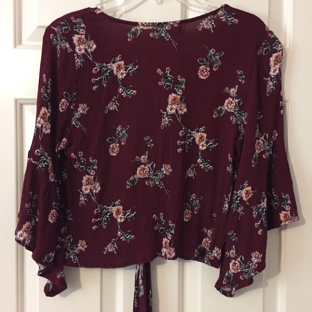 Altar'd State Arla V-Neck Top - Picture 5 of 14